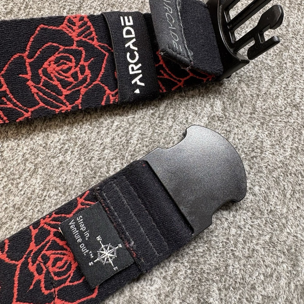 Arcade Men's Rose Pattern Belt Stretch Adjustable Clasp One Size Floral Black - Picture 2 of 11